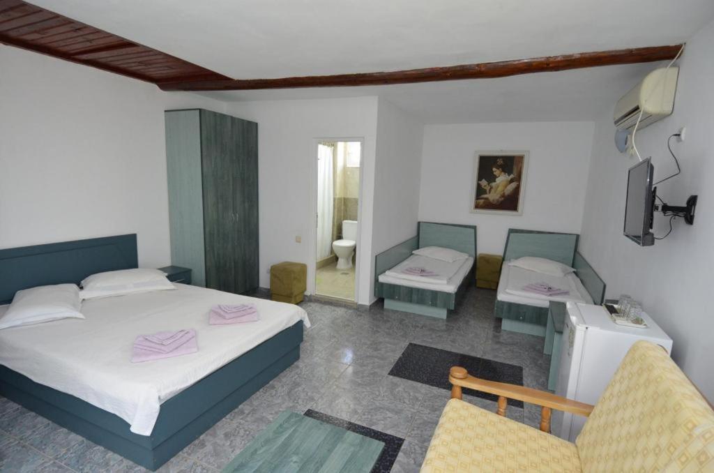 Vila Rara Hotel Costinesti Eksteriør billede