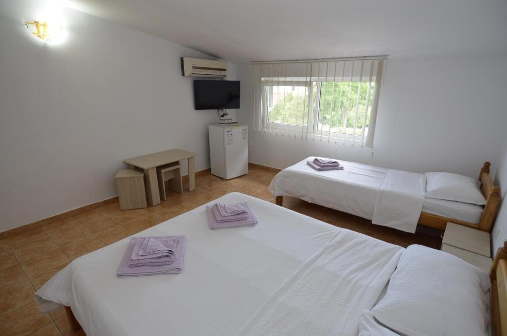 Vila Rara Hotel Costinesti Eksteriør billede